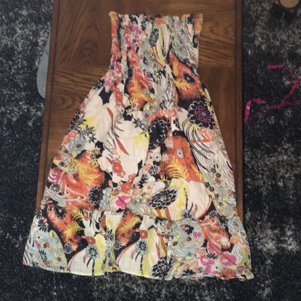 Jedzebel: Flower Print Scrunch Tube Dress